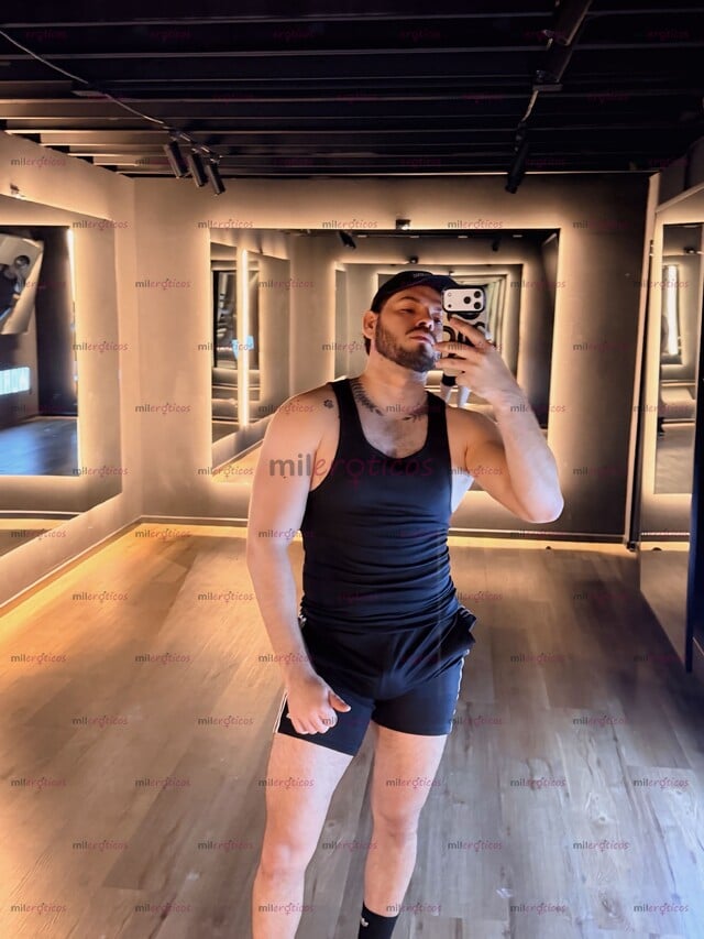 FOTOS DE INTER GUAPO CALIENTE Y COMPLACIENTE CON 19CM
