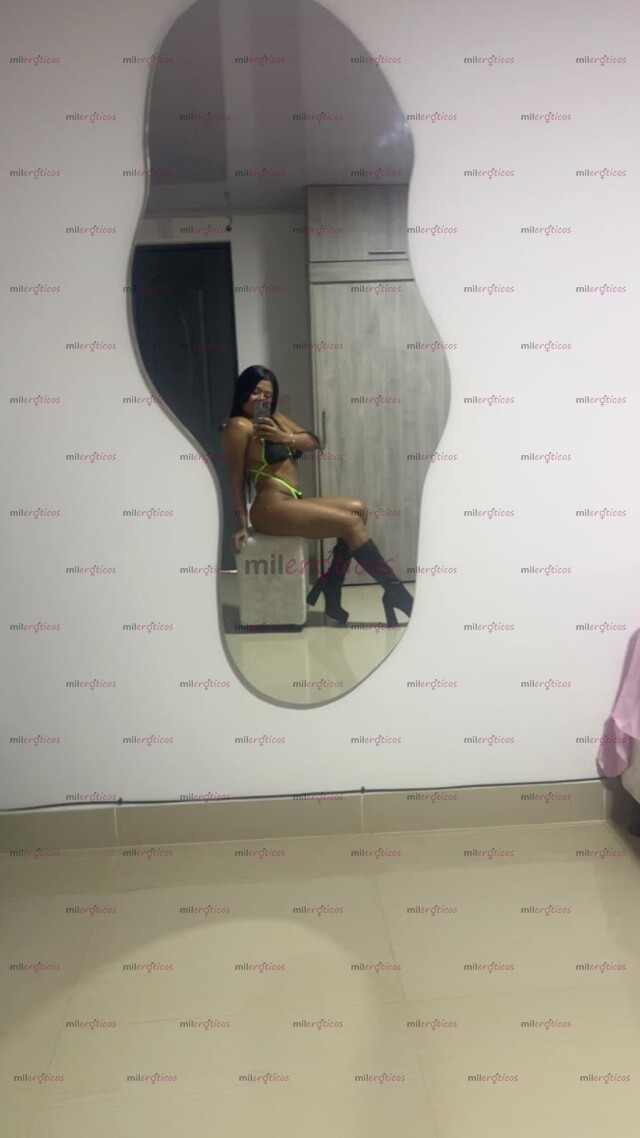 FOTOS DE HOLA MIS AMORES SOY CRIS VENGO A CUMPLIR TUS DESEOS Y FANTASÍAS