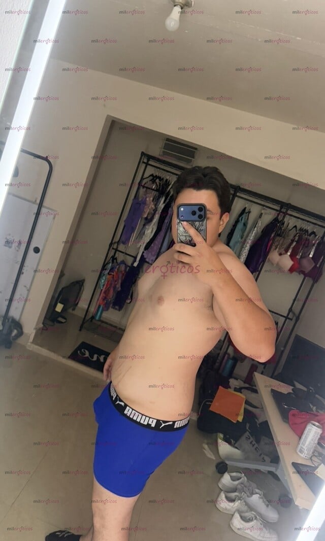 FOTOS DE JOVEN DE 21 AÑOS LISTO PARA PASAR UN BUEN RATO Y COMPLACER