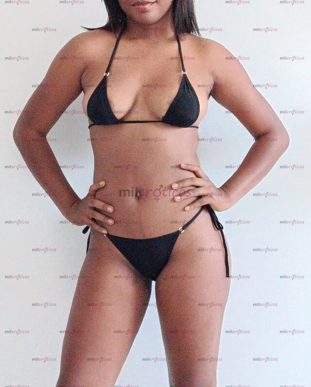 FOTOS DE VANESSA Y ROXANA DOS NUEVAS Y SENSUALES MORENAS TODO TERRENO Y PICHONAS PARA HOY