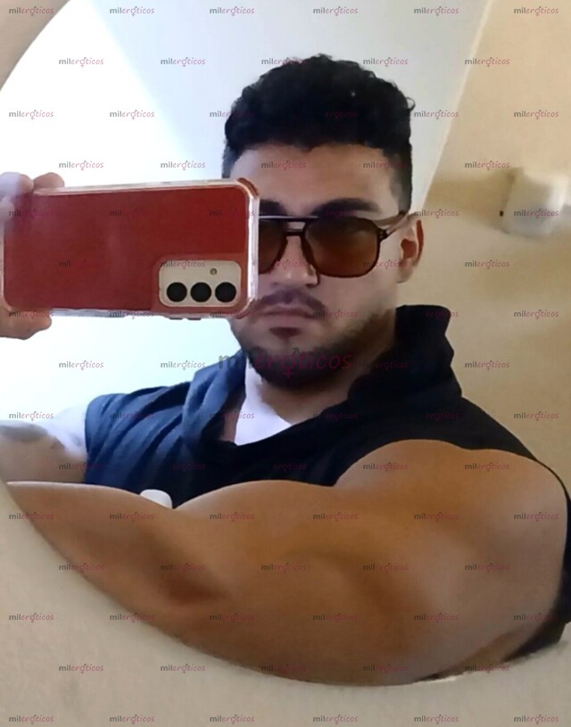 FOTOS DE SOY CUBANO BIEN CALIENTE Y 100 PORCIENTO VARONIL ESTOY AQUÍ PARA ROMPER TU CULI