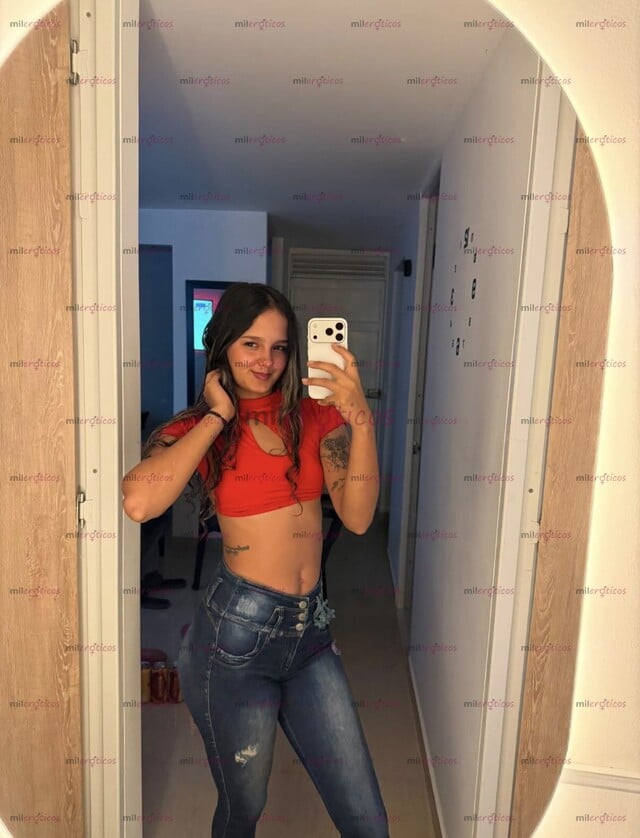 FOTOS DE SOY UNA CHICA MUY SEXY TIERNA, CARIÑORA DISPUESTA A COMPLACERTE MUY CALIENTE