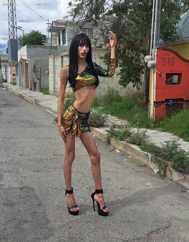 FOTOS DE SOY KOTONOHA JEAN KATSURA , TENGO 21 AÑOS SOY COMPLACIENTE Y CUMPLO DESEOS .