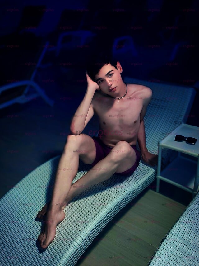 FOTOS DE STUNNING TWINK DELUXE MODEL AVAILABLE IN BOGOTA FEW DAYS