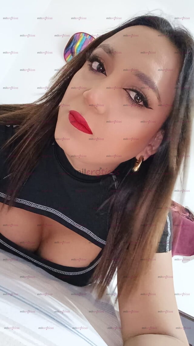 FOTOS DE RENOVADA Y CON UNAS BUENAS TETAS PARA QUE DISFRUTES