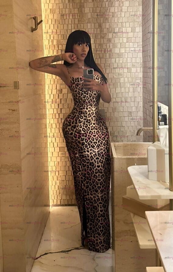 FOTOS DE MORENA MULATA PIEL DE CHOCOLATE ENCANTADORA SEDUCTORA Y DOMINANTE..,.....