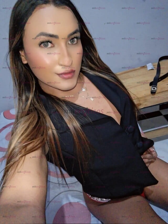 FOTOS DE UNA DULCE CEREZITA, LO QUE LE FALTA A TU PASTEL MI CIELO VEN Y PONME ENCIMA DE T