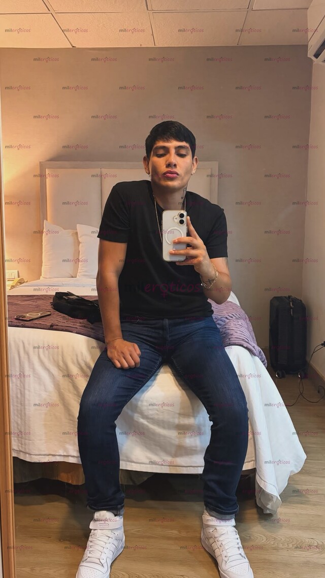 FOTOS DE SEXY MODELO Y MASAJISTA PROFESIONAL LUXURY