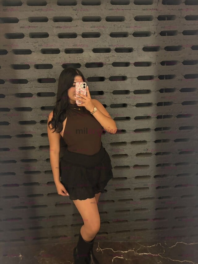 FOTOS DE HERMOSA CHICA DE VISITA EN PLAYA DISPONIBLE PARA TI !CONTACTAME!