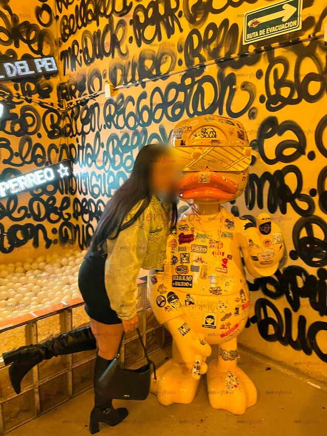 FOTOS DE NAO JOVEN DE CASI 19 AÑOS CARIÑOSA Y SUMISA