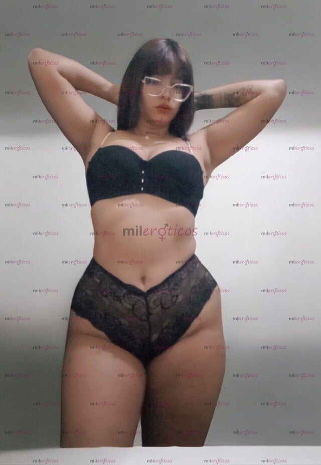 FOTOS DE 20 AÑOS ESTOY LISTA PARA VENIRME A CHORRO! RICO SQUIRT EN VIVO.