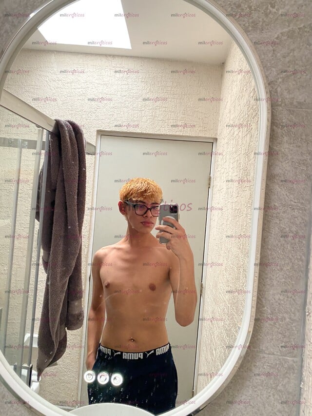 FOTOS DE CHIQUILLO TWINK QUE CUMPLE FANTASÍAS Y FETICHES