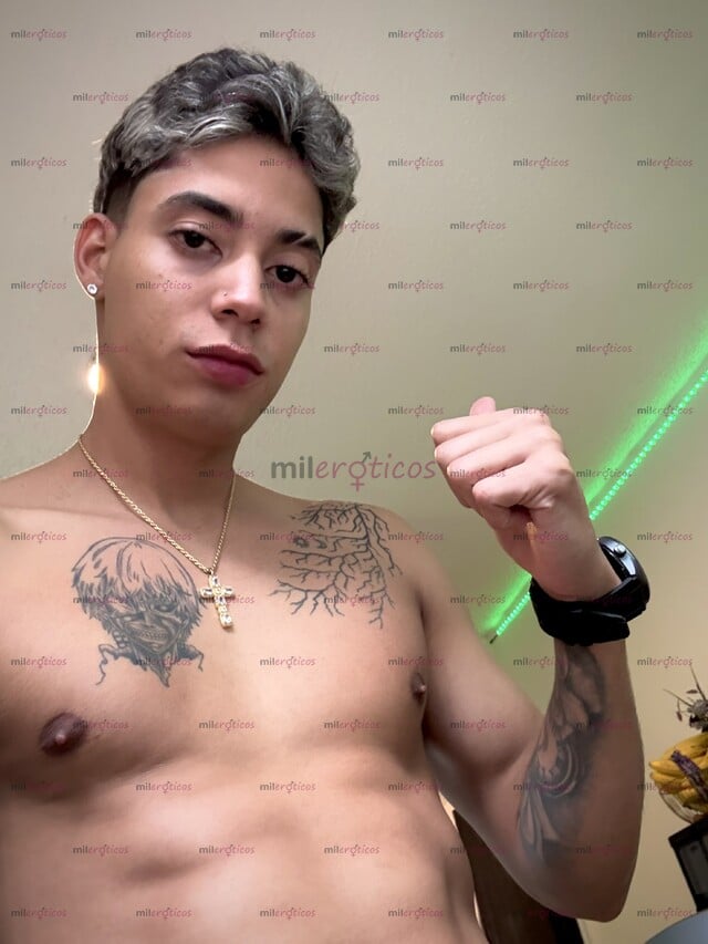 FOTOS DE HOLA, SOY DILAN POLLO VERGON 22CM, ARRECHO Y COMPLACIENTE