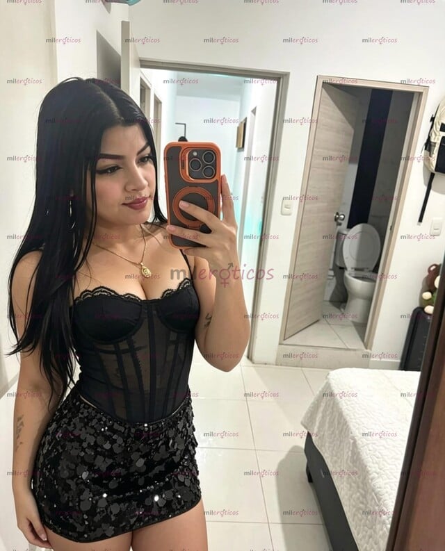 FOTOS DE BLANQUITA BAJITA CARITA ANGELICAL DIVERTIDA SEXY HERMOSA