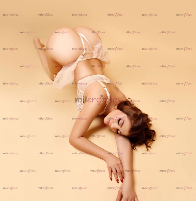 FOTOS DE TIERNA Y DULCE MODELO DE 21 AÑOS DE VISITA EN LEÓN