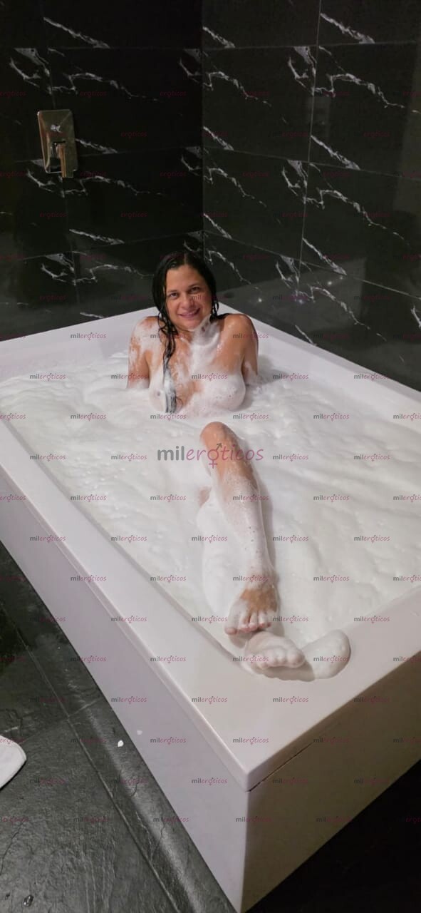 FOTOS DE DANIELA TU GUAJIRA BIEN ARRECHA CON RICO CULITO Y UN DELICIOSO CHONCHO