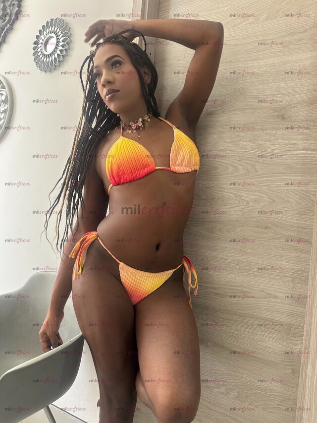 FOTOS DE 50K SEXY MORENA HERMOSA DALLANA DIOSA DE EBANO