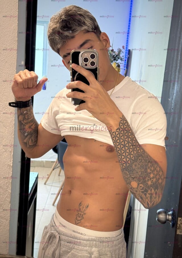 FOTOS DE HOLA, SOY DILAN POLLO VERGON 22CM, ARRECHO Y COMPLACIENTE