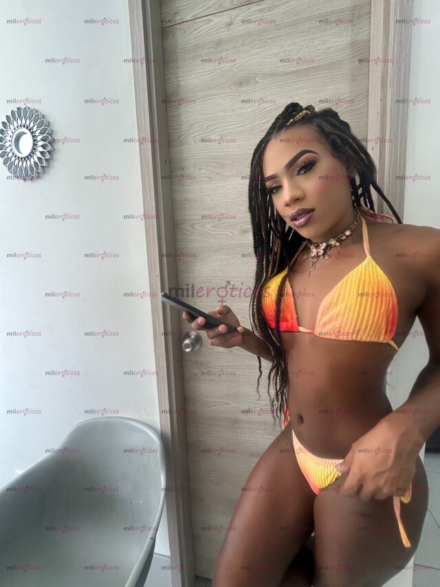 FOTOS DE 50K SEXY MORENA HERMOSA DALLANA DIOSA DE EBANO