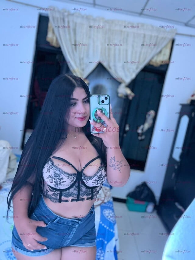 FOTOS DE COLOMBIANA CHICHONA Y CON CULO GRANDE , DELICIOSO ORAL GARGANTA PROFUNDA