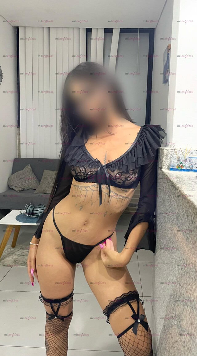FOTOS DE ISABELLA CHICA FLAQUITA, SIEMPRE CON GANAS