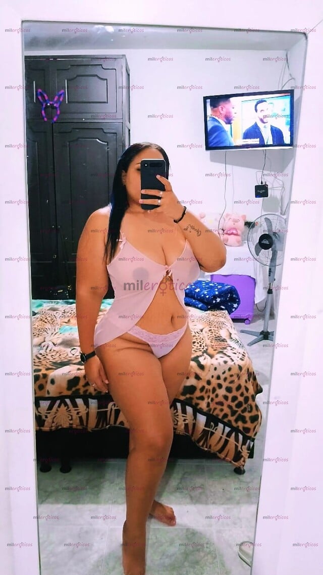 FOTOS DE TROSITA NINFOMANA DESEOSA DE TU LECHE CULONA Y TETONA COMO TE GUSTAN BIEN SUMISA