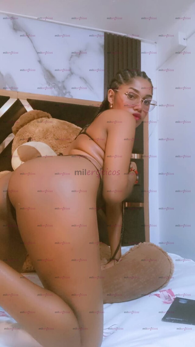 FOTOS DE KATY, MORENA DELGADA CON RICAS NALGAS Y PERSONALIDAD ENCANTADORA