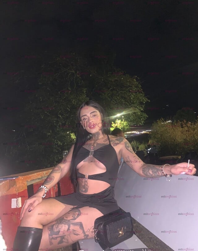 FOTOS DE EXOTICA CULONA XXX TATUADA LINDA PIEL FEMENINA MUY CALIENTE
