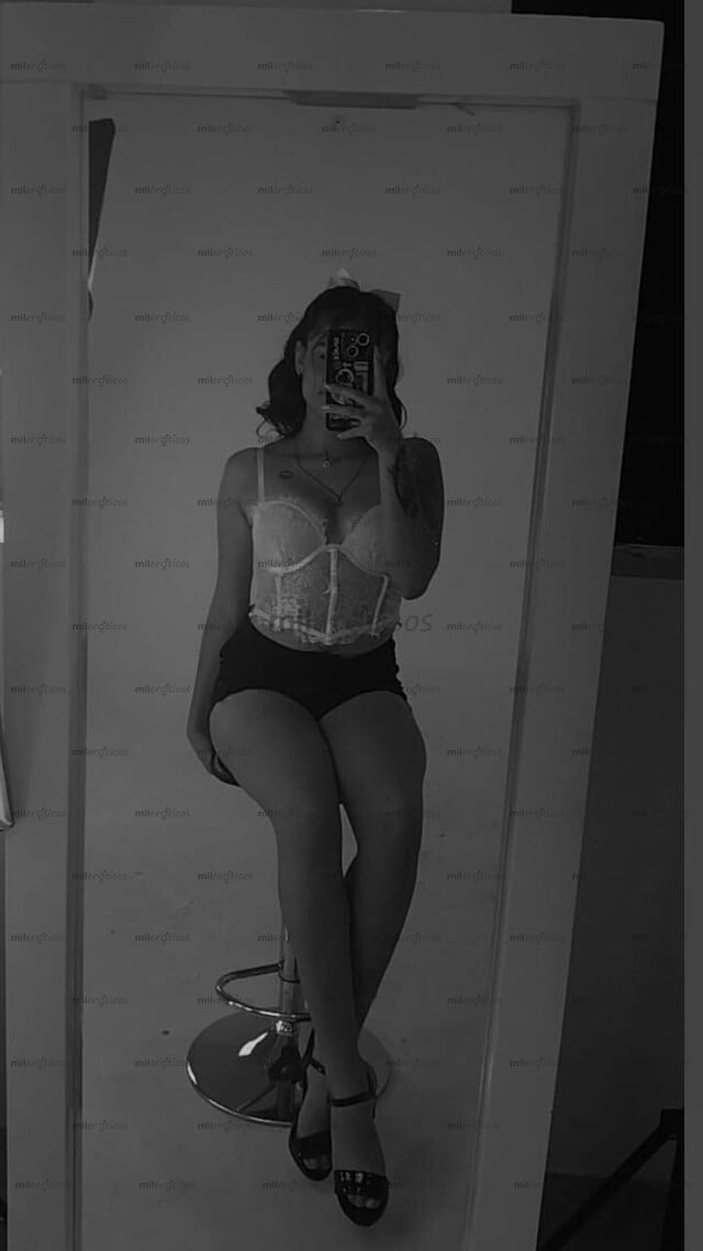 FOTOS DE HERMOSA DIABLITA COMPLACIENTE CON GANAS DE CULIAR