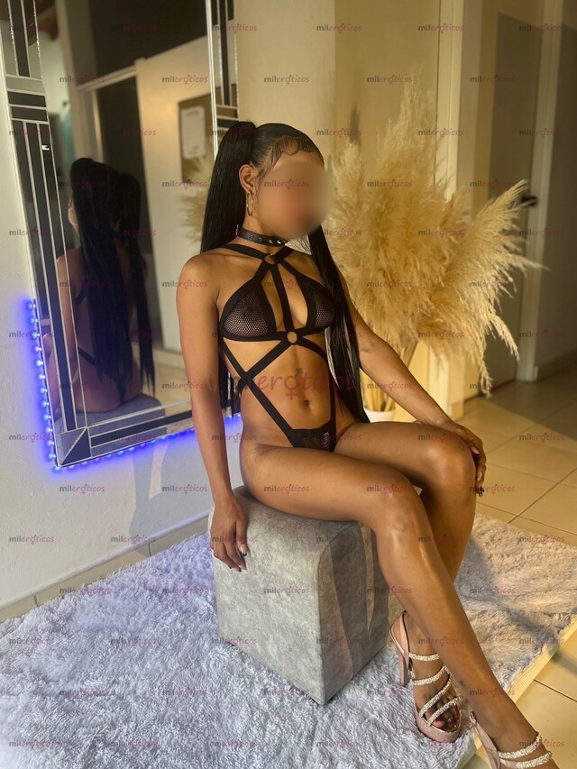 FOTOS DE DELICIOSA FLACA LISTA PARA CUMPLIR TUS FANTASÍAS TENGO APTO PRIVADO
