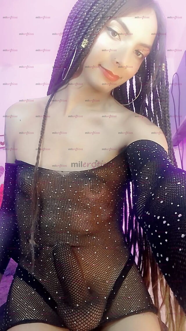 FOTOS DE ¡LEA POR FAVOR!CHICA TRANS CERCA DE VENECIA