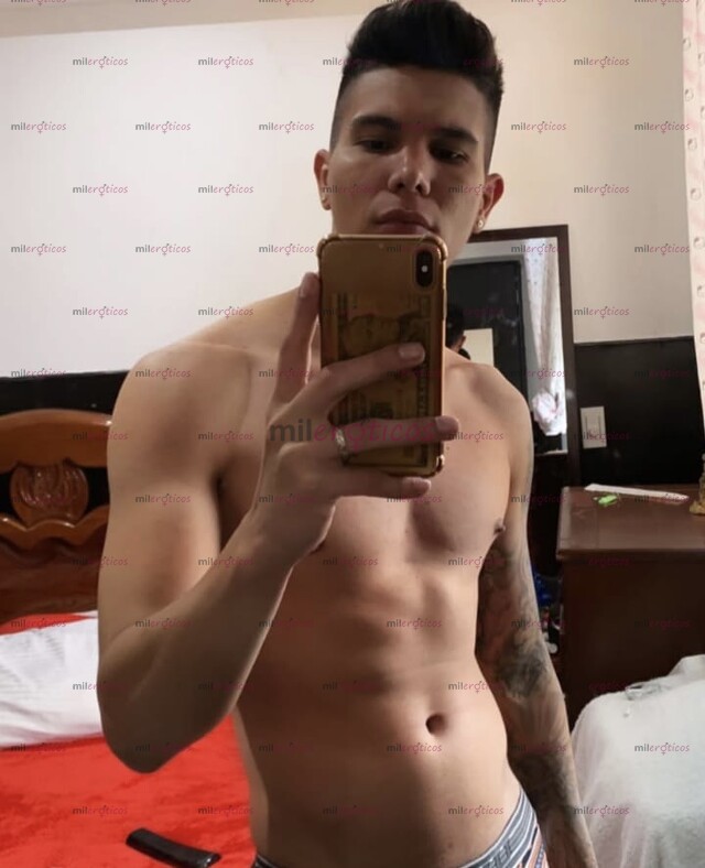 FOTOS DE JUAN MACHO SERIO VERGON DISCRETO ATLÉTICO MORBOSO LECHERO SOLO VOY A DOMICILIO