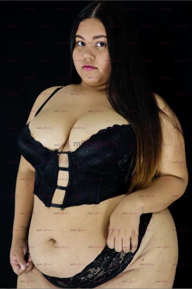 FOTOS DE DANIELA ME MOJO DE SOLO SENTIR TU BOQUITA EN MI MIS TETAS