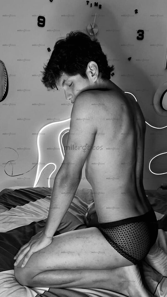 FOTOS DE CHICO CALIENTE Y MENTE ABIERTA DE PASO POR CALI