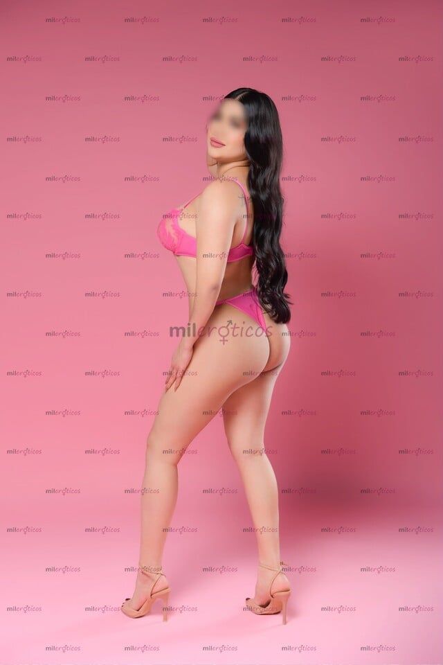 FOTOS DE SCARLETT SENSUAL Y SEXY PELINEGRA 20 AÑITOS