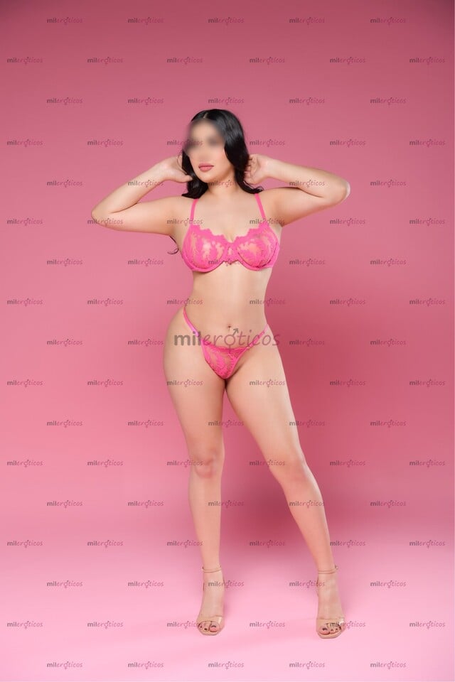 FOTOS DE SCARLETT SENSUAL Y SEXY PELINEGRA 20 AÑITOS