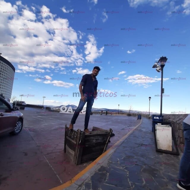 FOTOS DE ACOMPAÑANTE DE ALTO NIVEL: ELEGANCIA, CULTURA Y DISCRECIÓN.