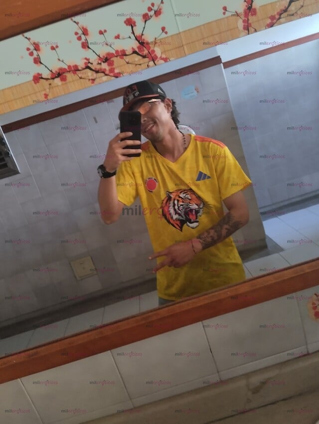 FOTOS DE JOVEN NUEVO EN LA PÁGINA POLLO SOLO TRABAJO A DOMICILIO 247