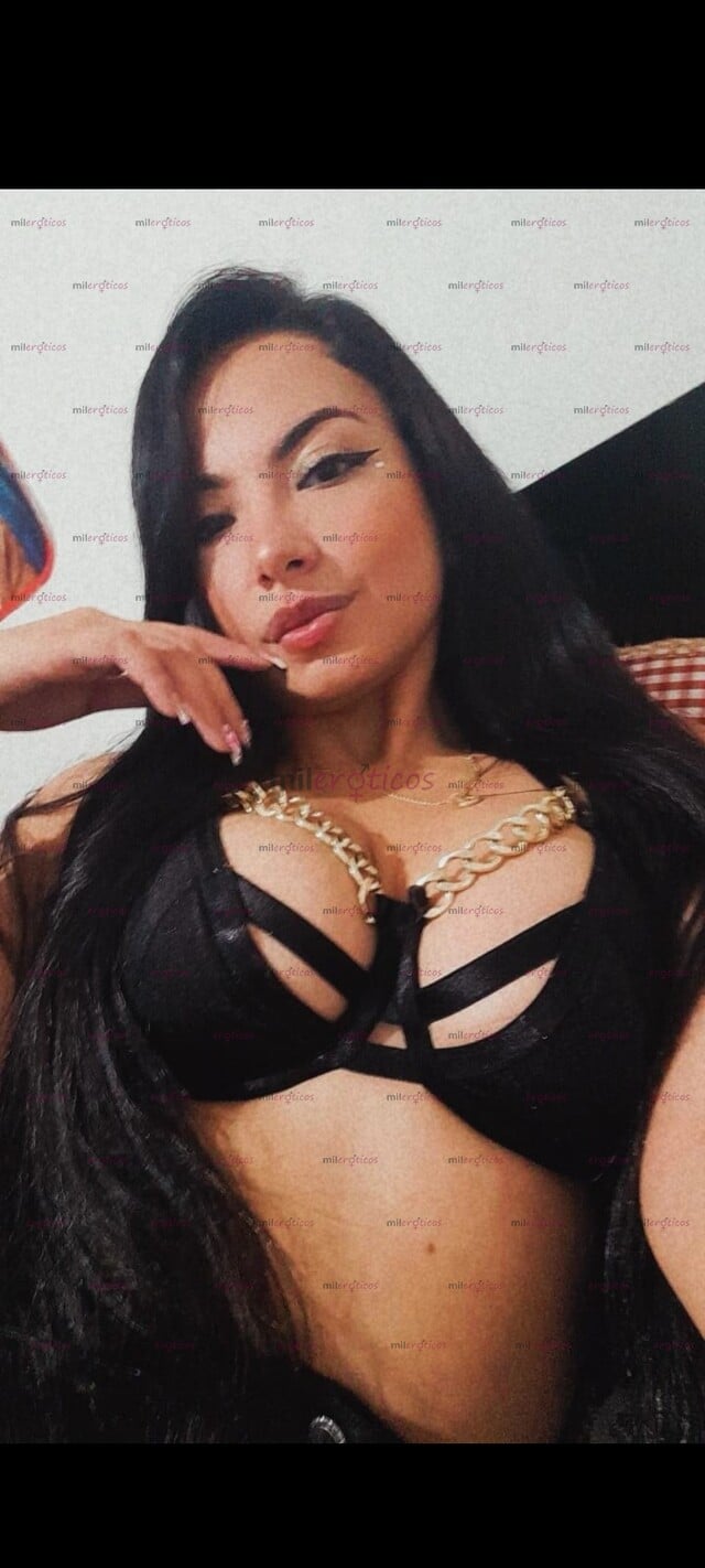 FOTOS DE NUEVA PELI NEGRA FOGOSA ARDIENTE Y COMPLACIENTE
