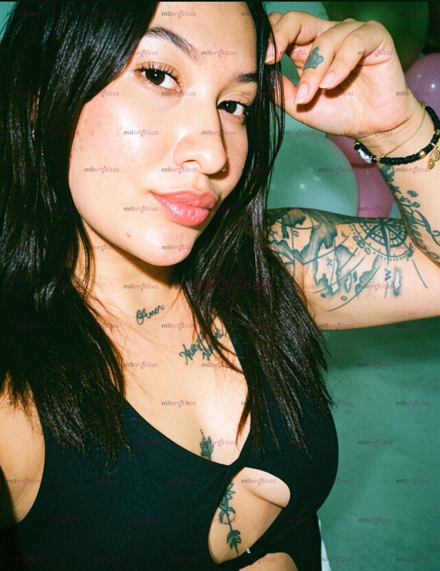 FOTOS DE SARA CON ROSTRO HERMOSO, CHIQUITA MUY ARRECHA CON UN CULAZO GIGANTE