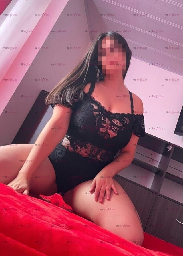FOTOS DE TETONA CON GANAS DE HACERTE LA RUSA Y EL SEXO DELICIOSO