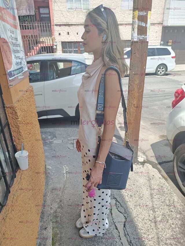 FOTOS DE SOY NUEVA ESTOY MUY APRETADITA VAMOS A PASARLA RICO,TE LA CHUPO COMO UNA EXPERTA