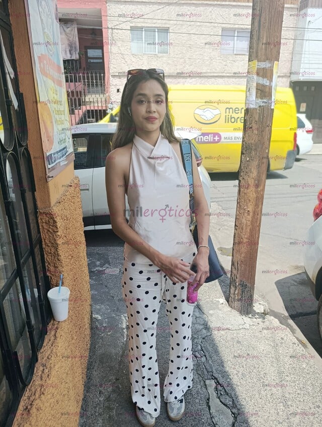 FOTOS DE SOY NUEVA ESTOY MUY APRETADITA VAMOS A PASARLA RICO,TE LA CHUPO COMO UNA EXPERTA