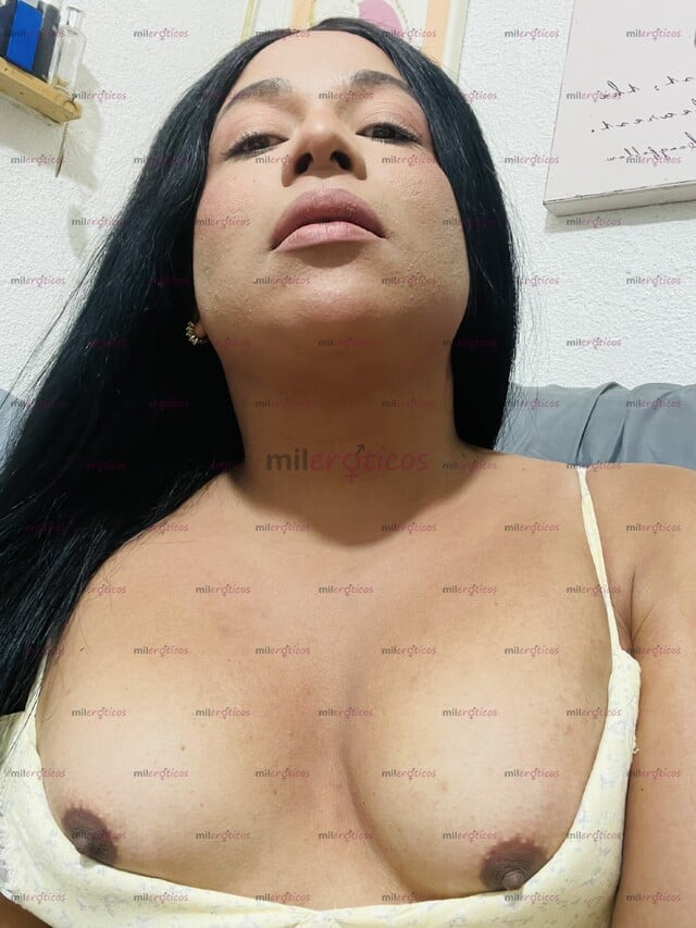 FOTOS DE LEEEEYMIIII UNA CHICA TRANS SENCILLA LISTA PARA USTED