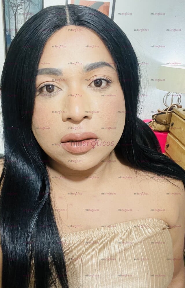 FOTOS DE LEEEEYMIIII UNA CHICA TRANS SENCILLA LISTA PARA USTED