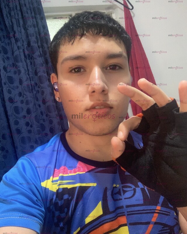 FOTOS DE CHICO VIRGEN CUMPLO CON LO ESCRITO Y FETICHE