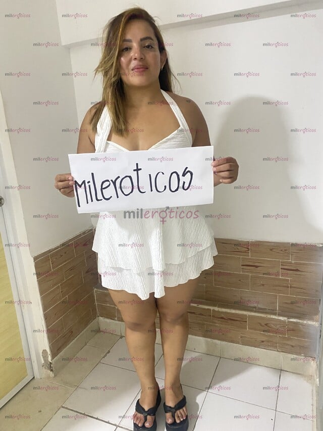 FOTOS DE HOLA MUCHO GUSTO SERÉ TU COMPAÑERA DE FANTASÍAS Y FETICHES TE INVITO A DISFRUTAR