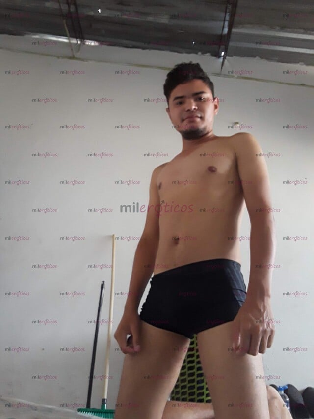 FOTOS DE SOY PASIVO TRAGÓN JOVEN DISPUESTO A TODO