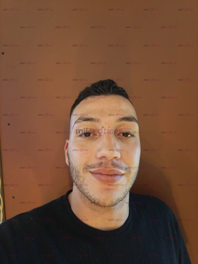 FOTOS DE HOLA SOY UN CHICO VERSÁTIL CON GANAS DE LLENAR TU MÁS RICAS FANTASÍAS