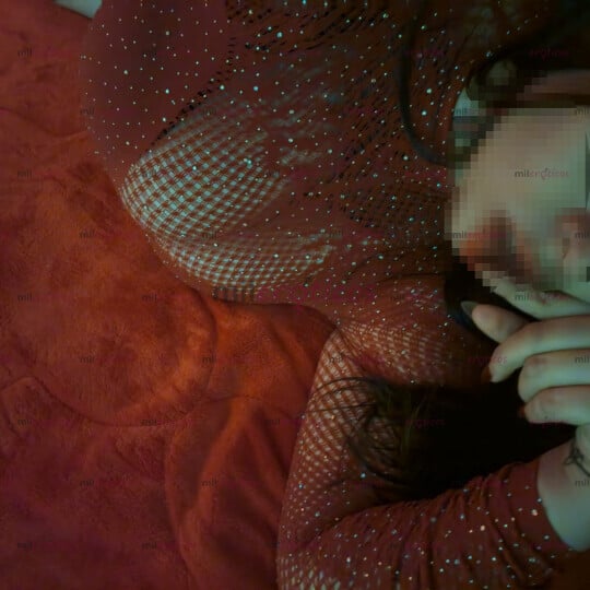 FOTOS DE TETONA CON GANAS DE HACERTE LA RUSA Y EL SEXO DELICIOSO